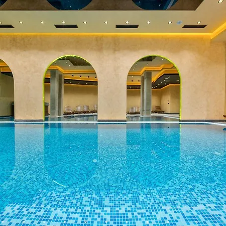 Sunset Lux S3 Wellness & Apartament *